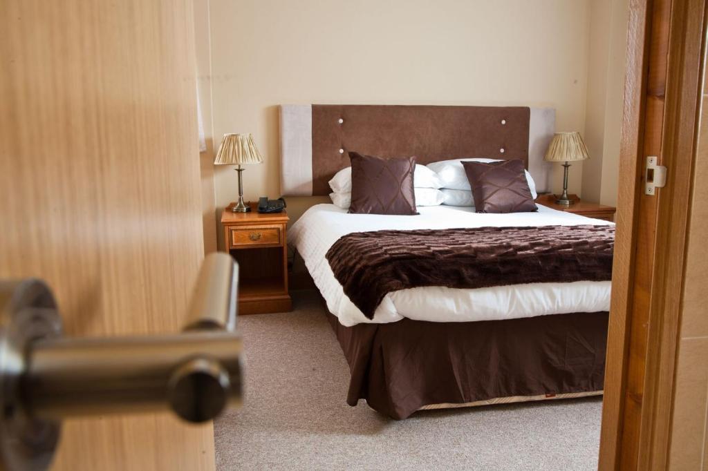 Caledonia Hotel Rosyth Ruang foto