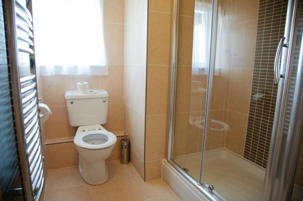 Caledonia Hotel Rosyth Ruang foto